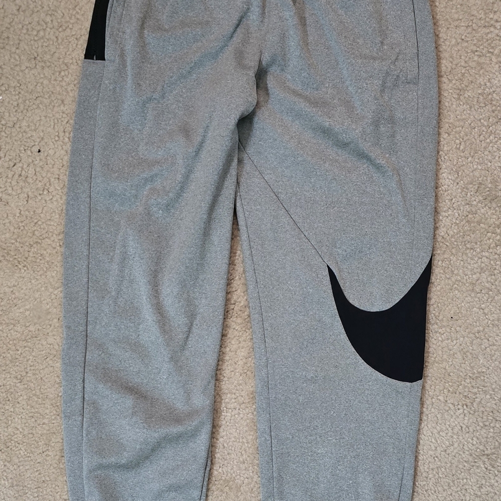 Nike Dri-fit Grey Hoodie & Joggers Set with Black Swoosh - Picture 4 of 6